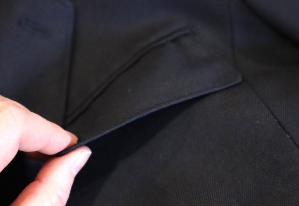 福岡市標準服名札隠し